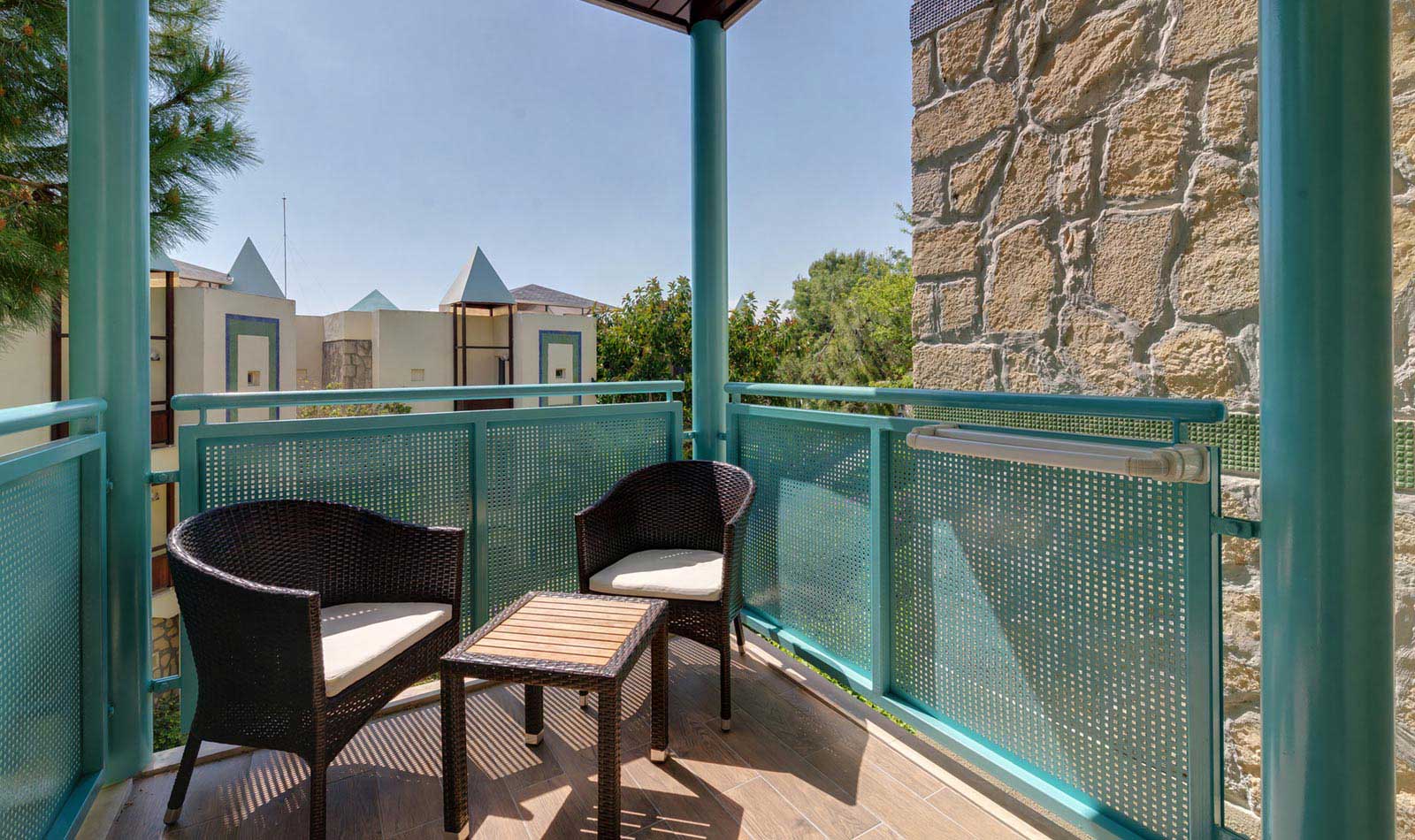 Family Room Classic Balcony