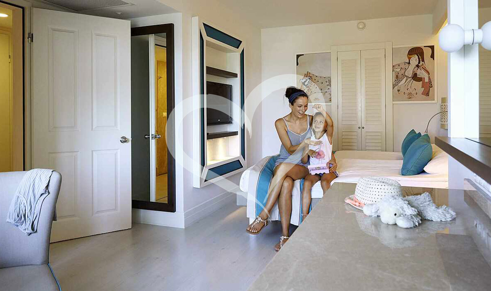 Family Room Classic Balcony