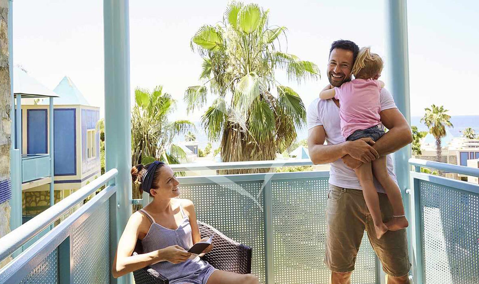 Family Room Classic Balcony