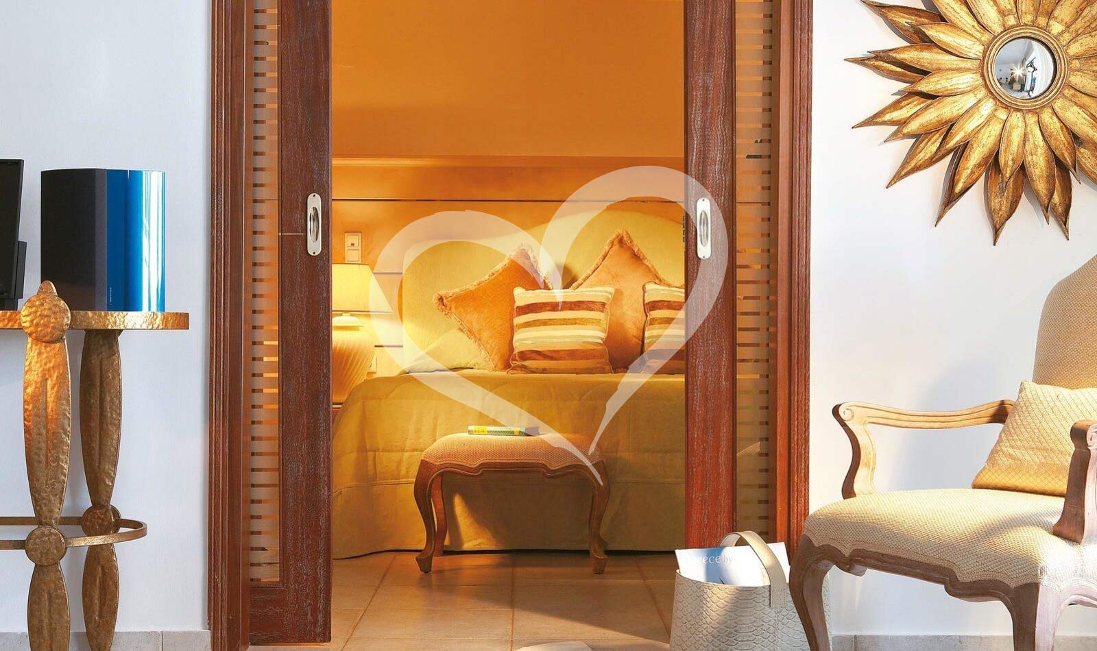 FAMILY BUNGALOW SUITE SEA FRONT PRIVATE POOL