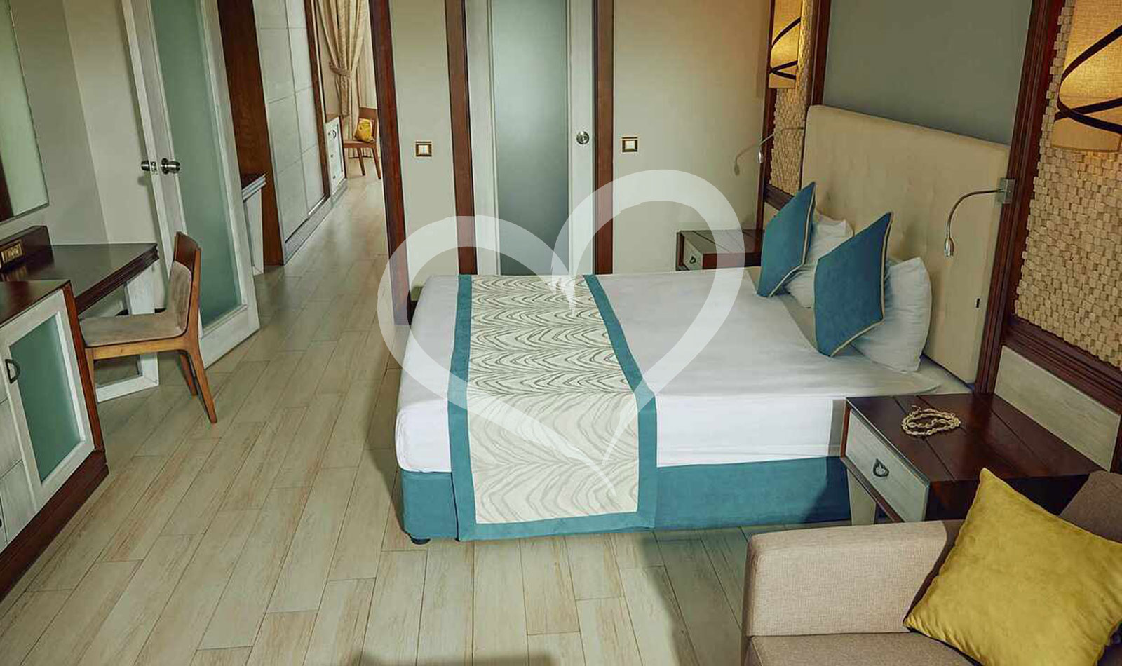 Family Room Lagoon Side Sea View