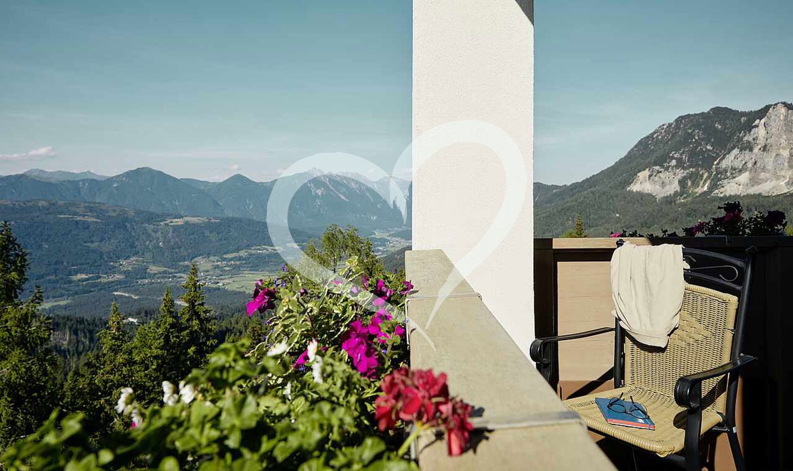 Familien-Dreibettzimmer Turm / Family Triple Room Classic Valley View