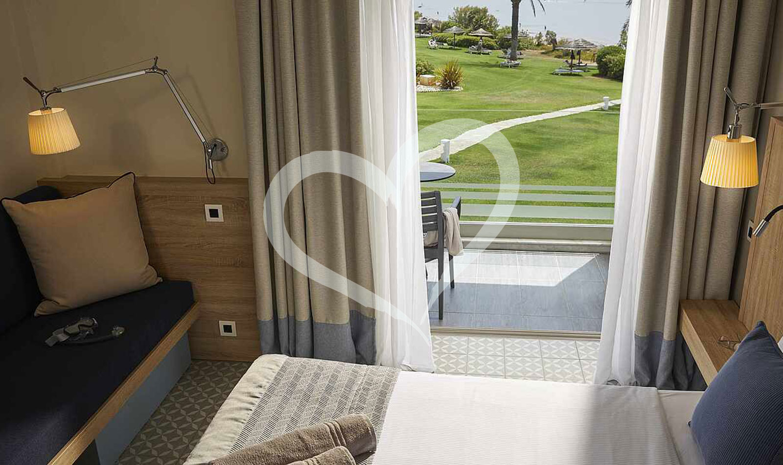 Family Double Room Superior Connecting Door