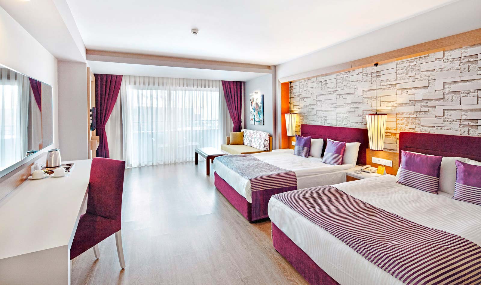 Double Room Economy