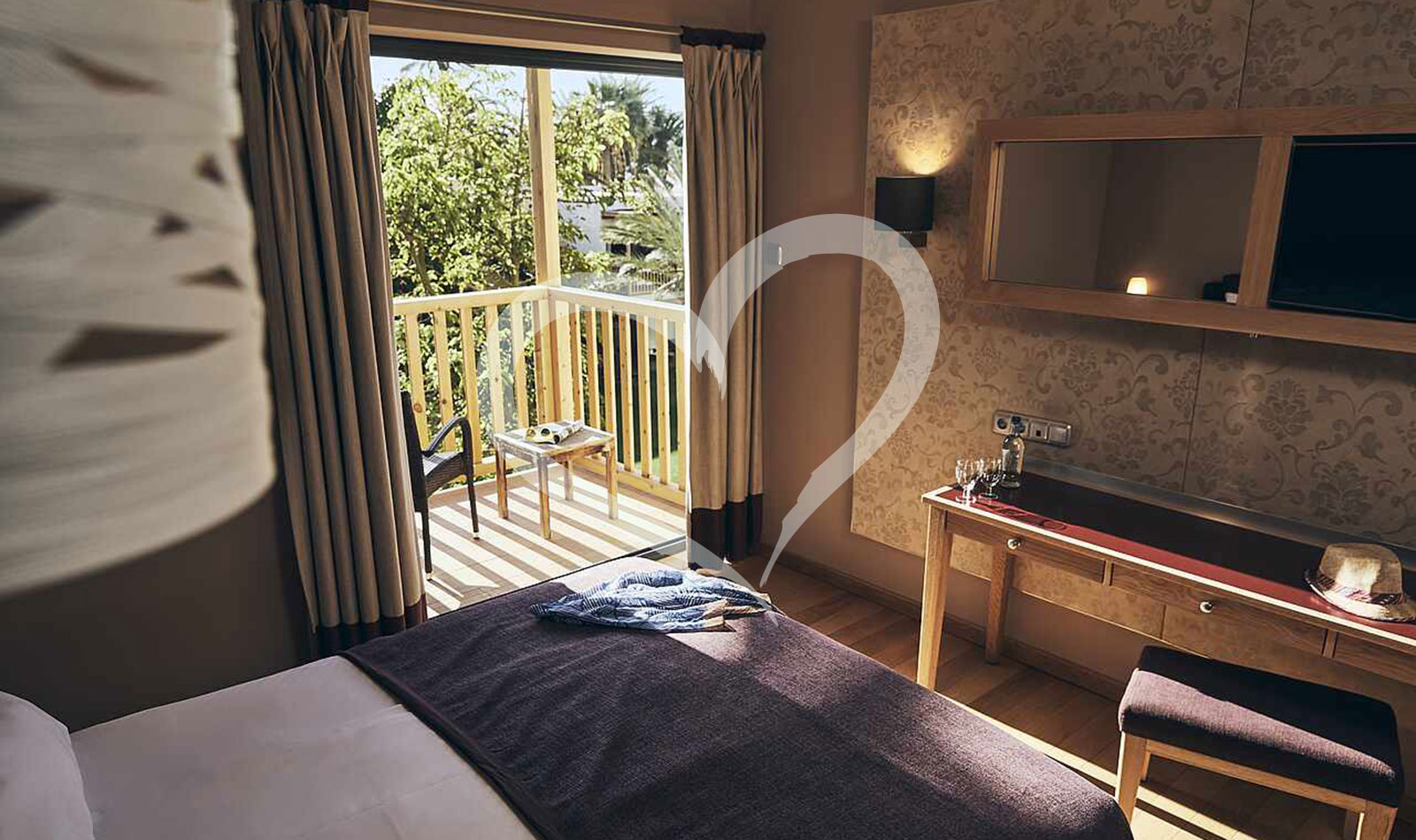 Double Room Roomhopper