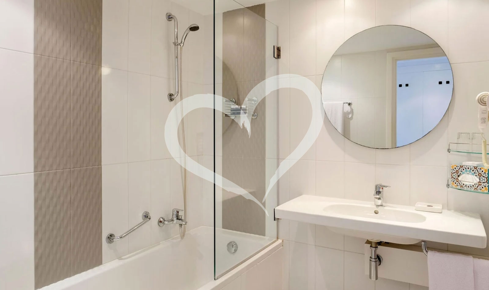 Familienzimmer mit Verbindungstür im Haupthaus