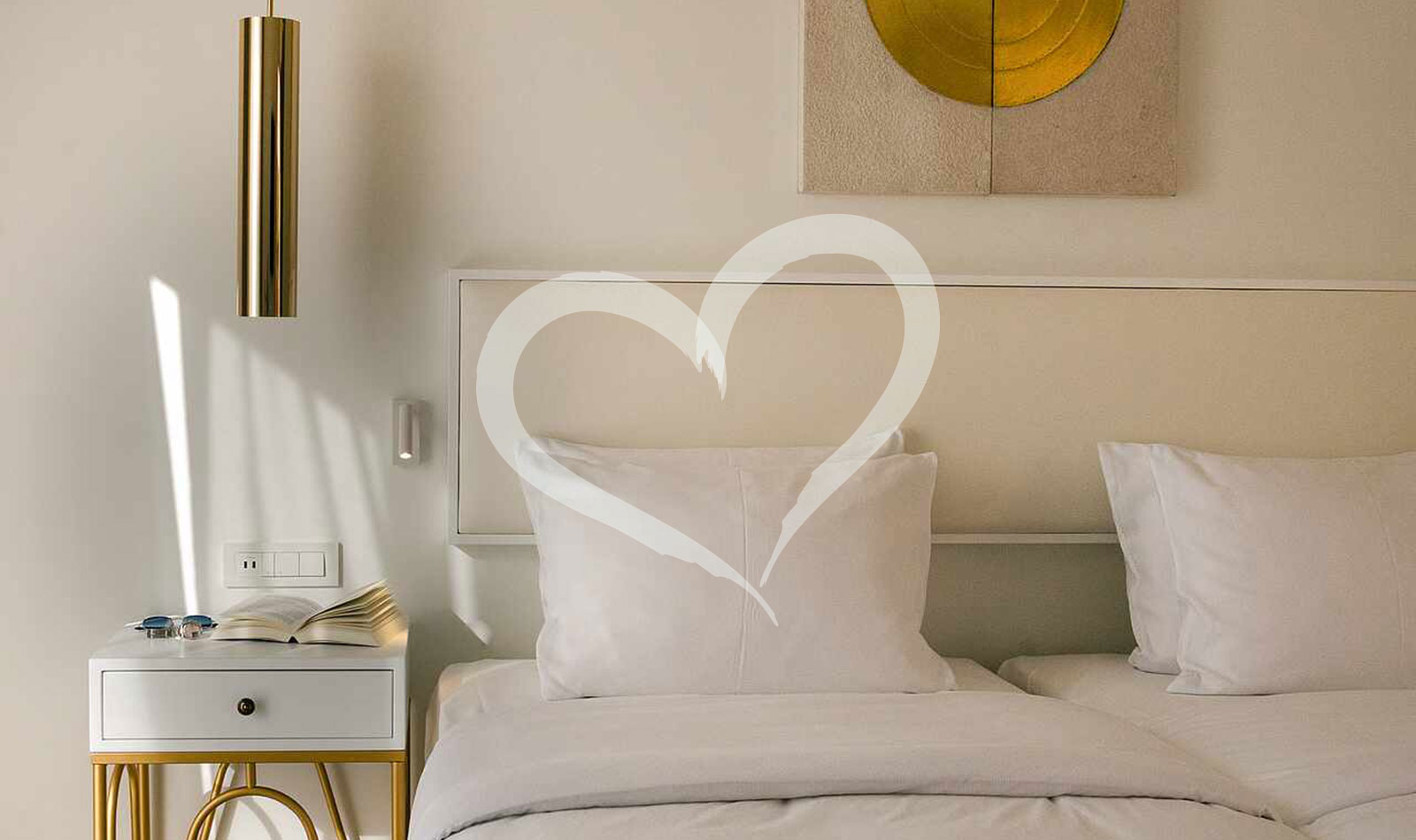 Double Room Roomhopper