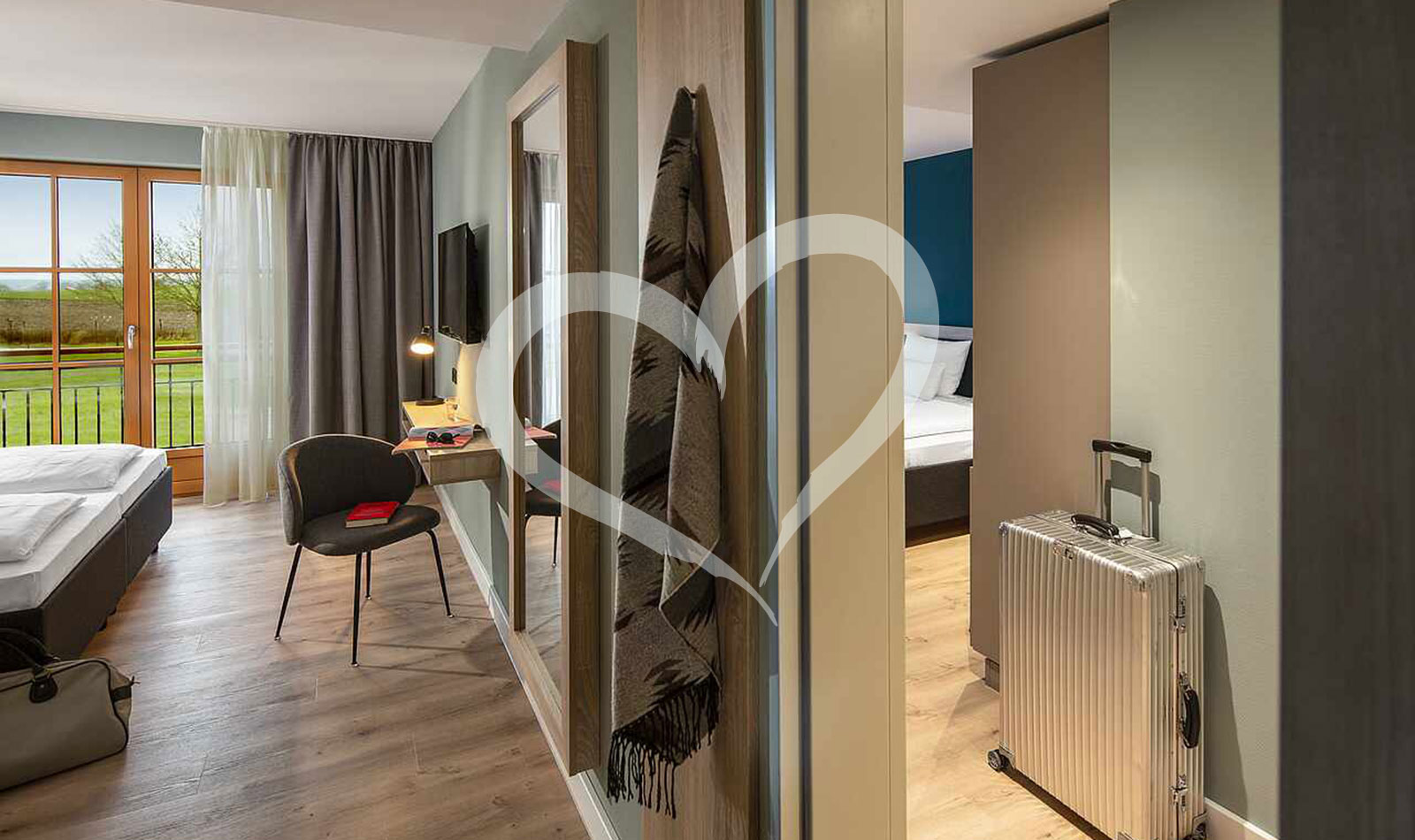 Family Double Room Superior Connecting Door