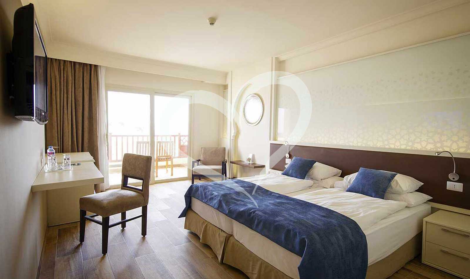 Double Room Roomhopper