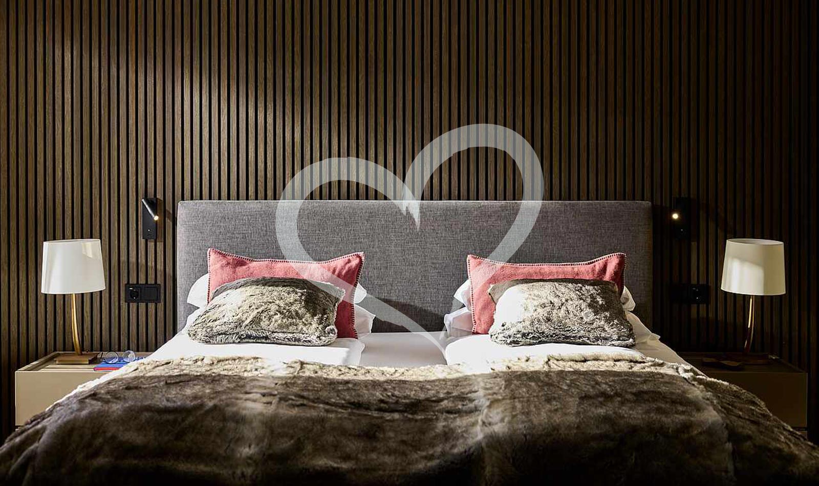 Double Room Roomhopper