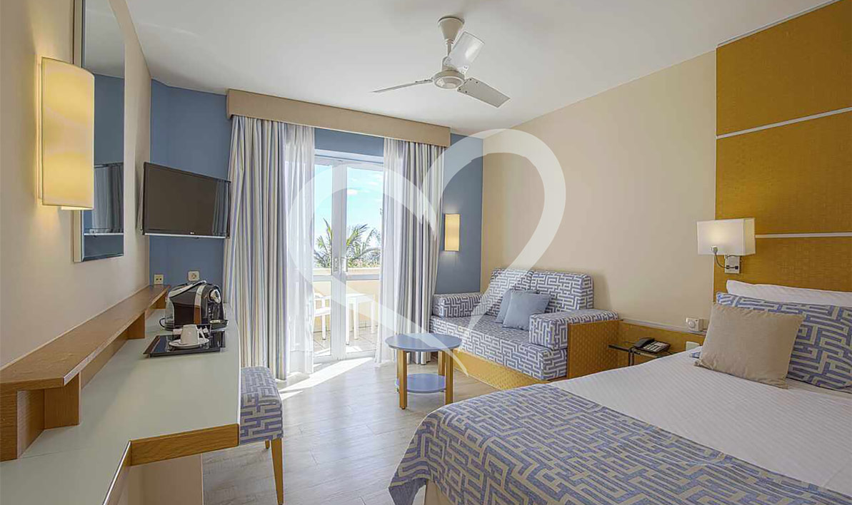 Single Room Roomhopper