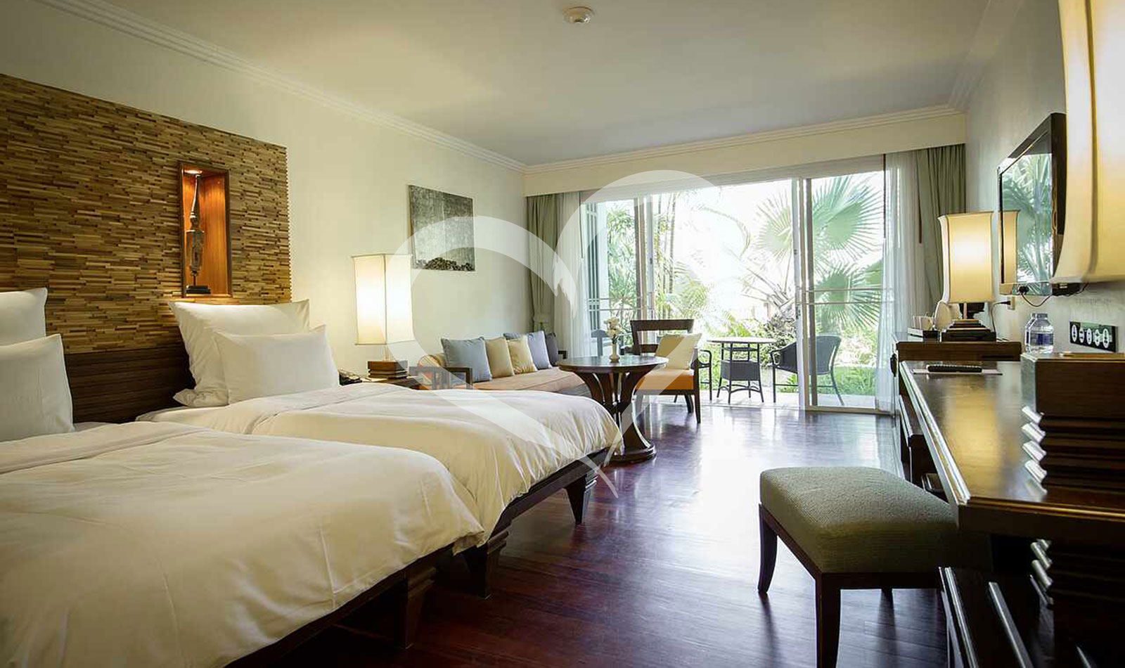 Double Room Roomhopper