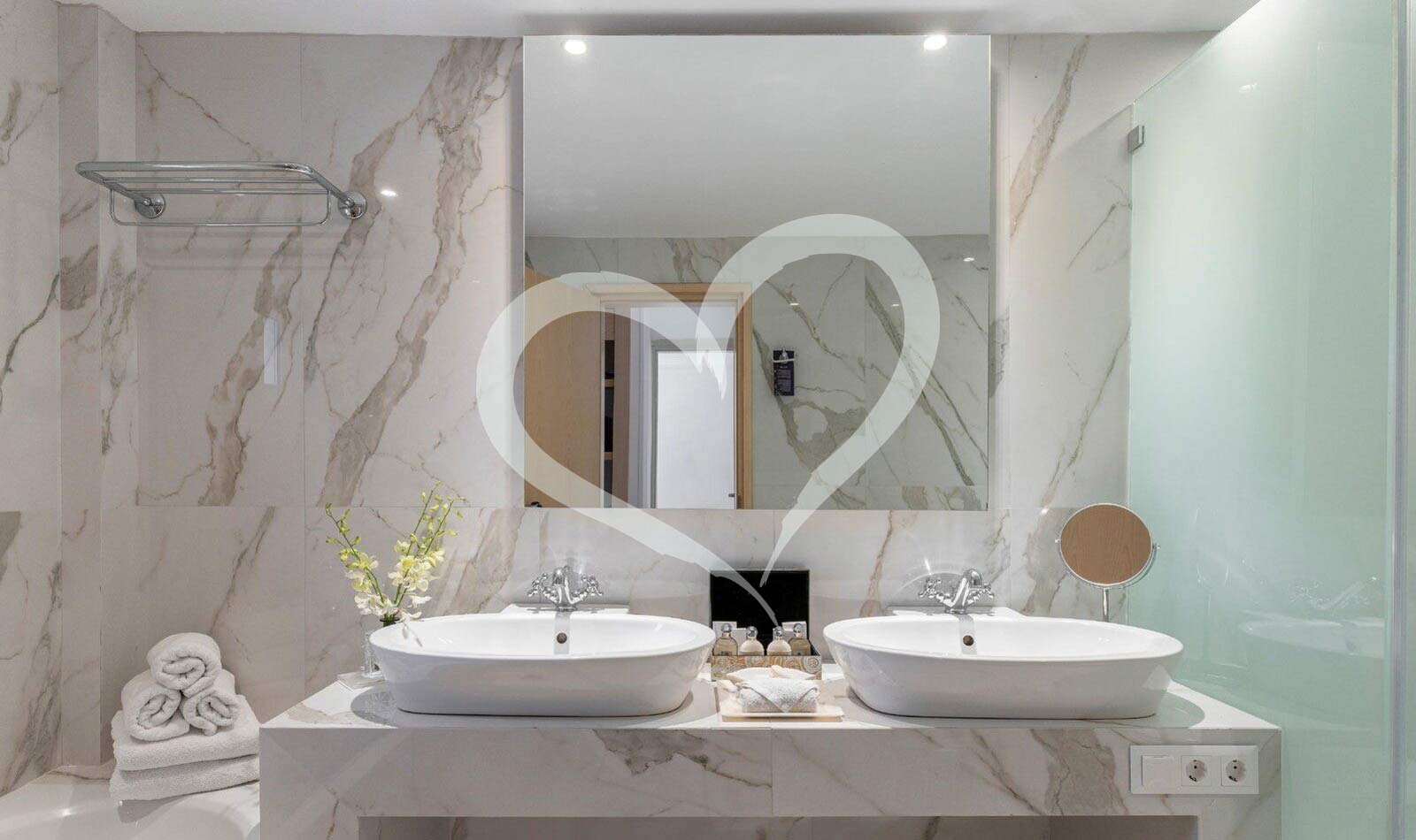 FAMILY SUITE SEA FRONT