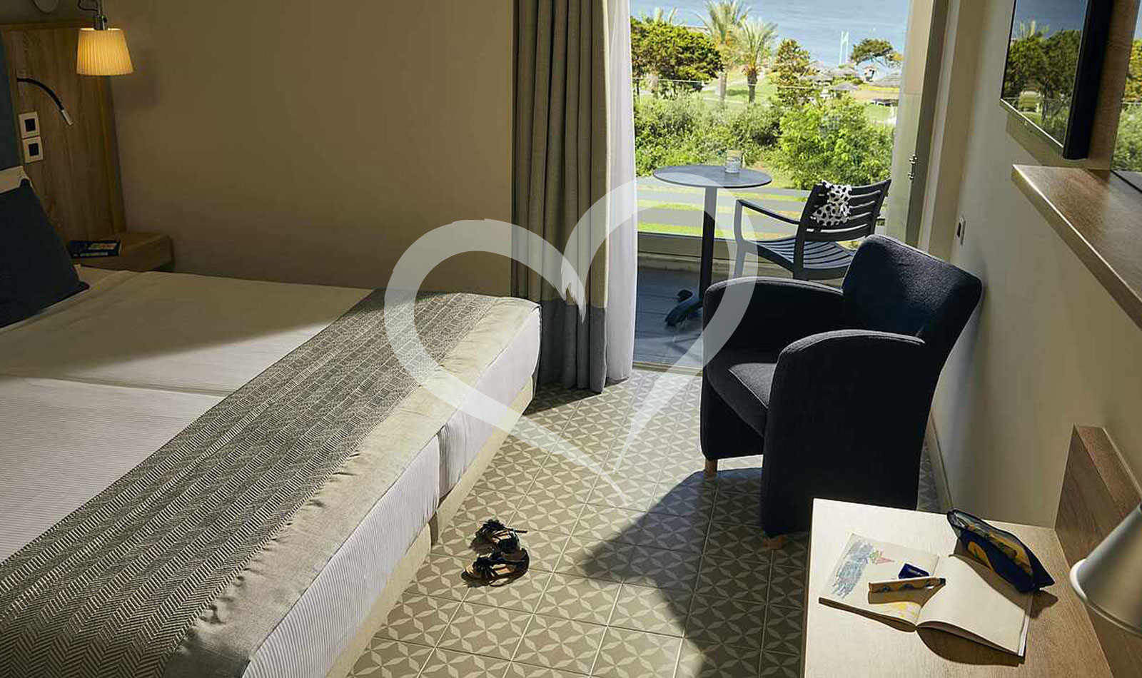 Family Double Room Superior Side by Side