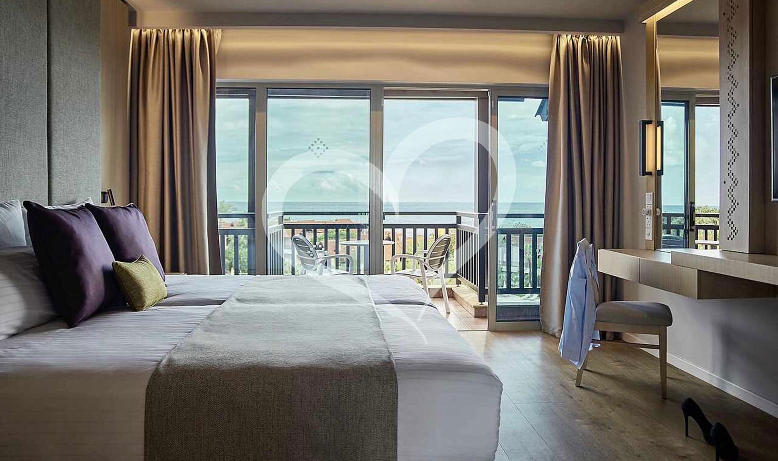 Suite Classic Partial Sea View