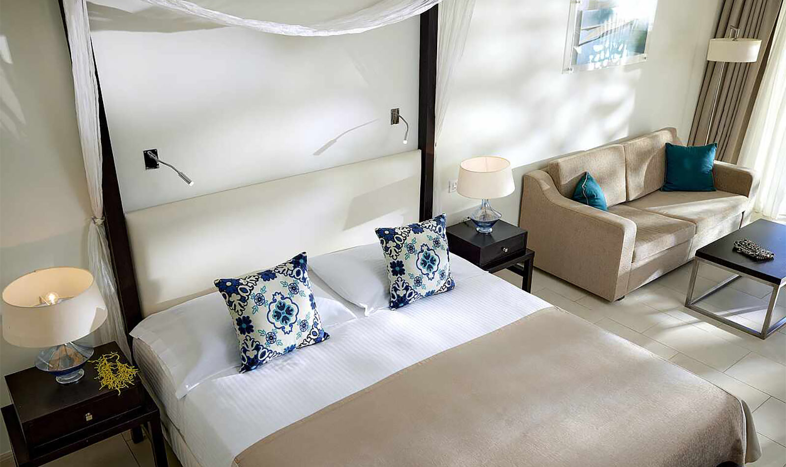 Double Room Deluxe Sharing Pool