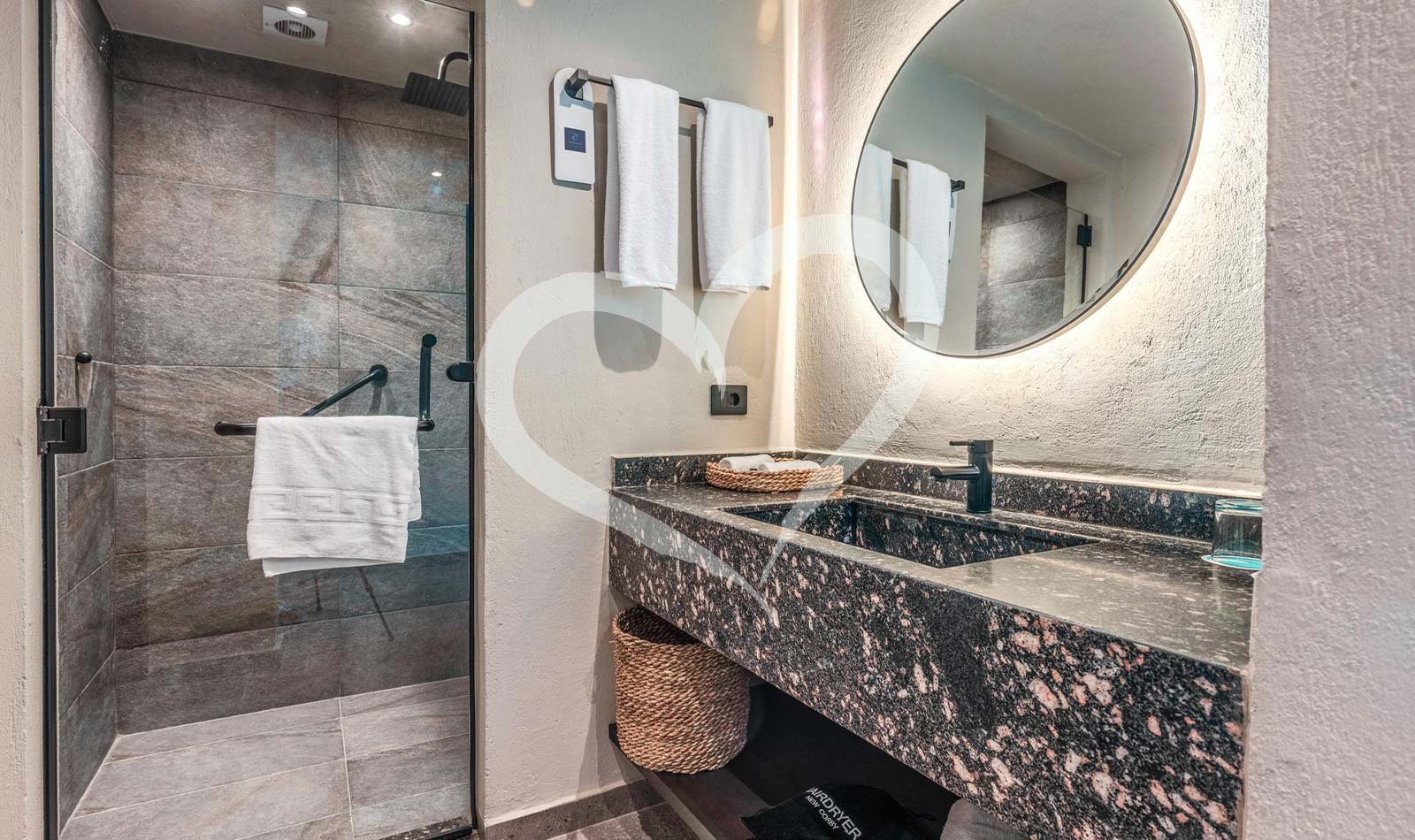 Swim-up-Doppelzimmer