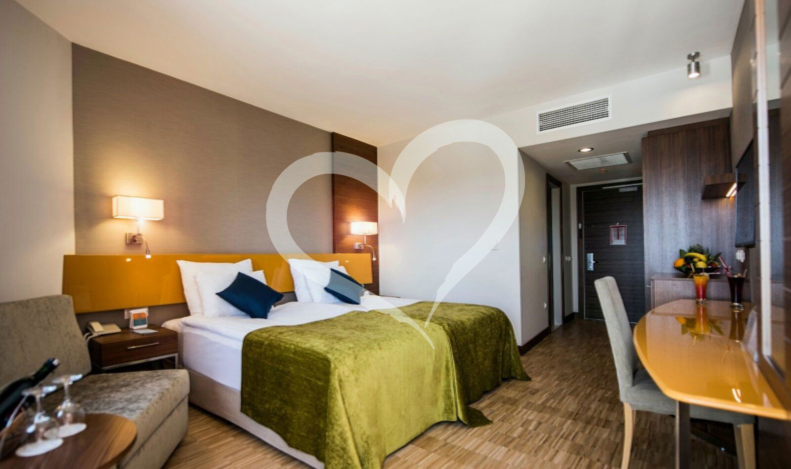 Single with Child Double Superior Room Land View