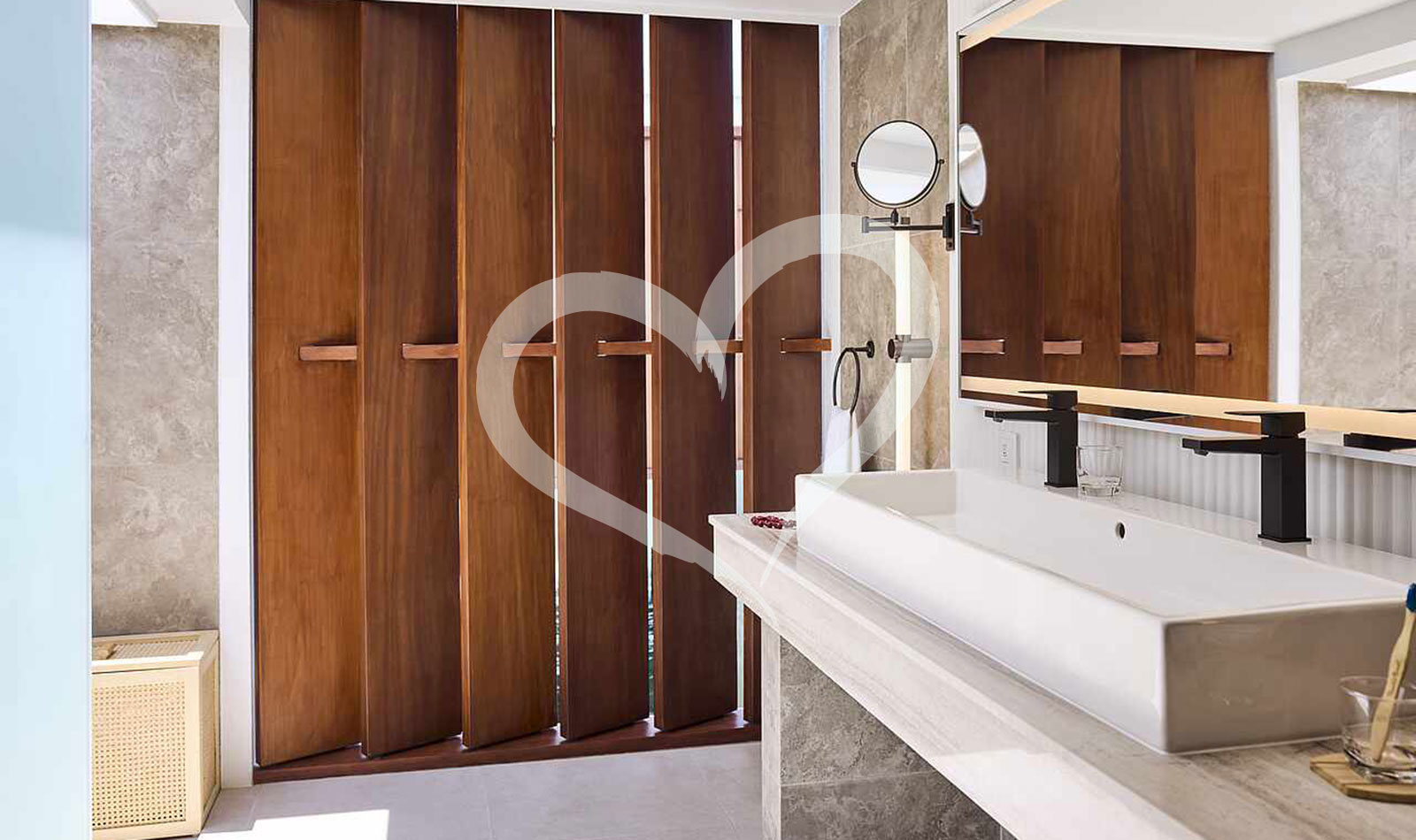 Funamadua One Bedroom Water Villa Pool