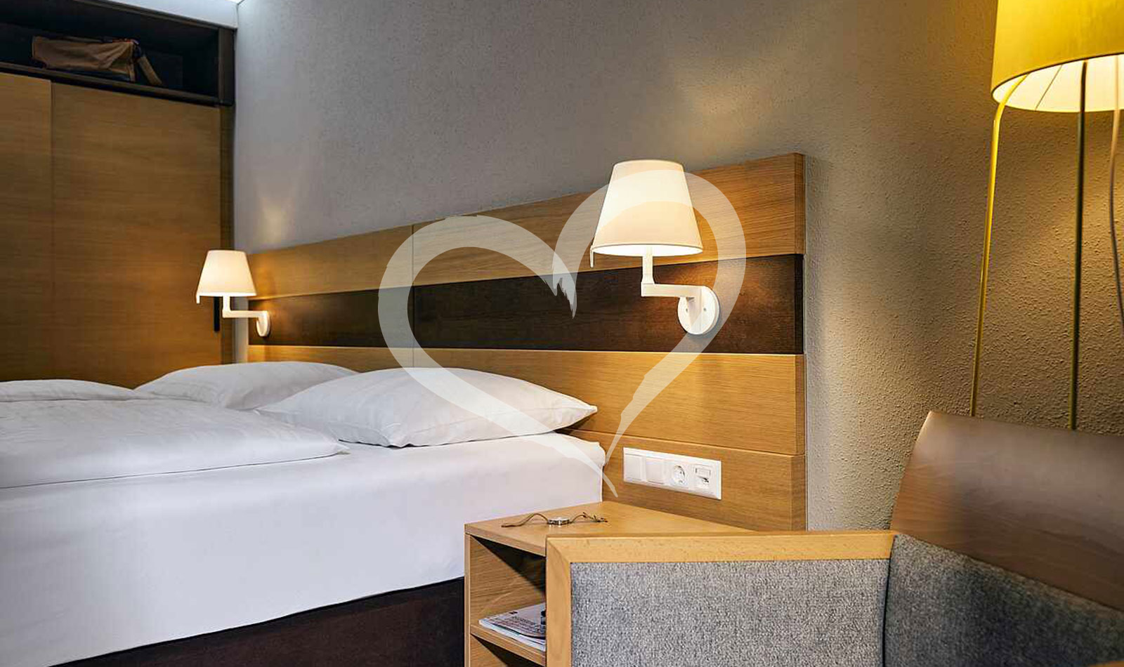 Family Room Classic Lake View Forfould Use