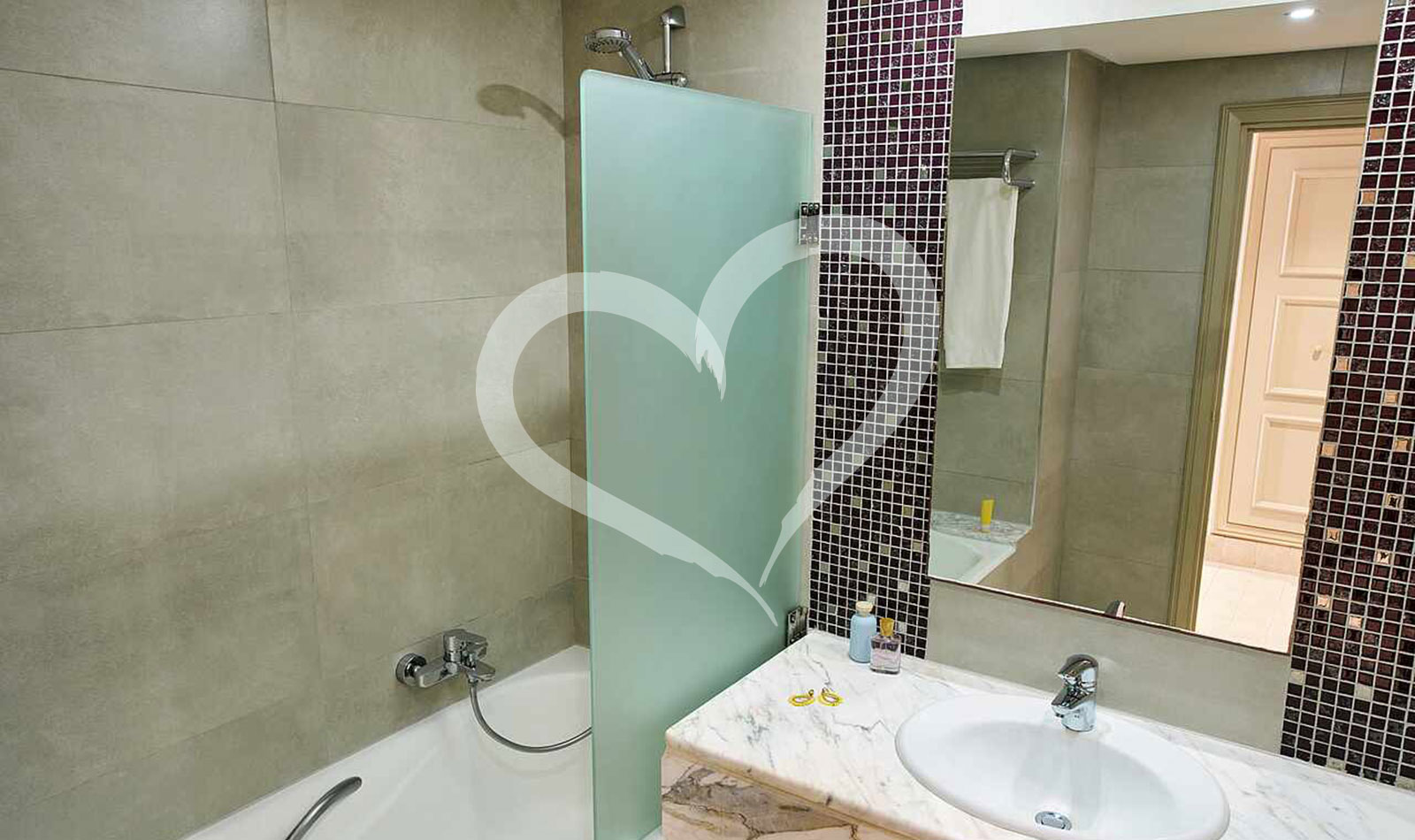 Double Room Superior Swim-Up