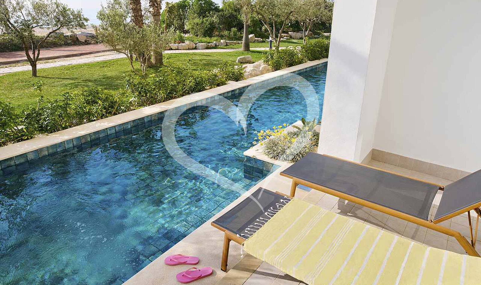 Double Room Superior Swim-Up