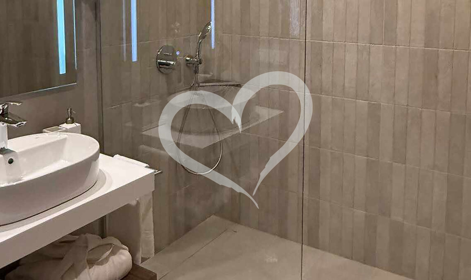 Double Room Classic (DZX1)