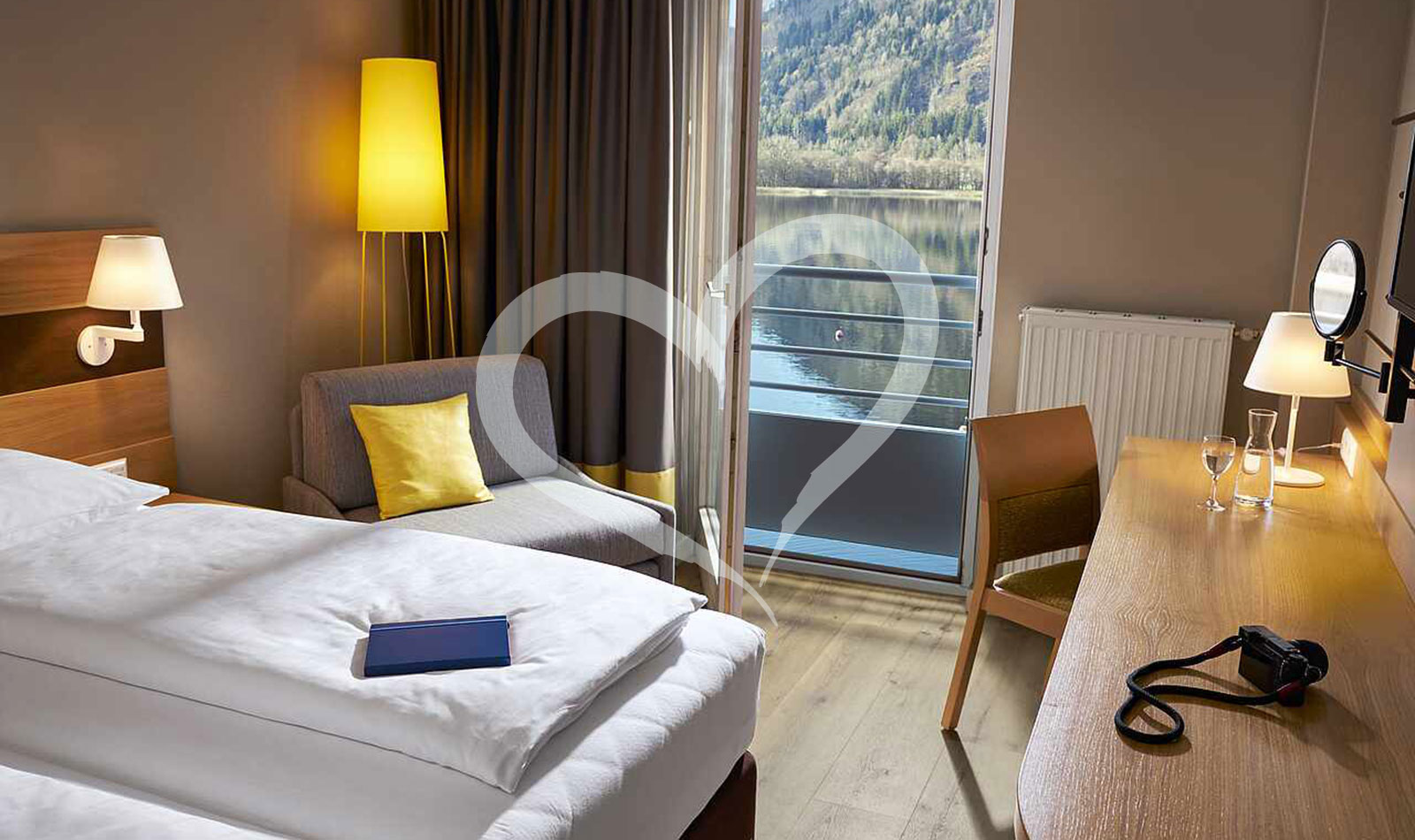 Double Room Classic Lake View