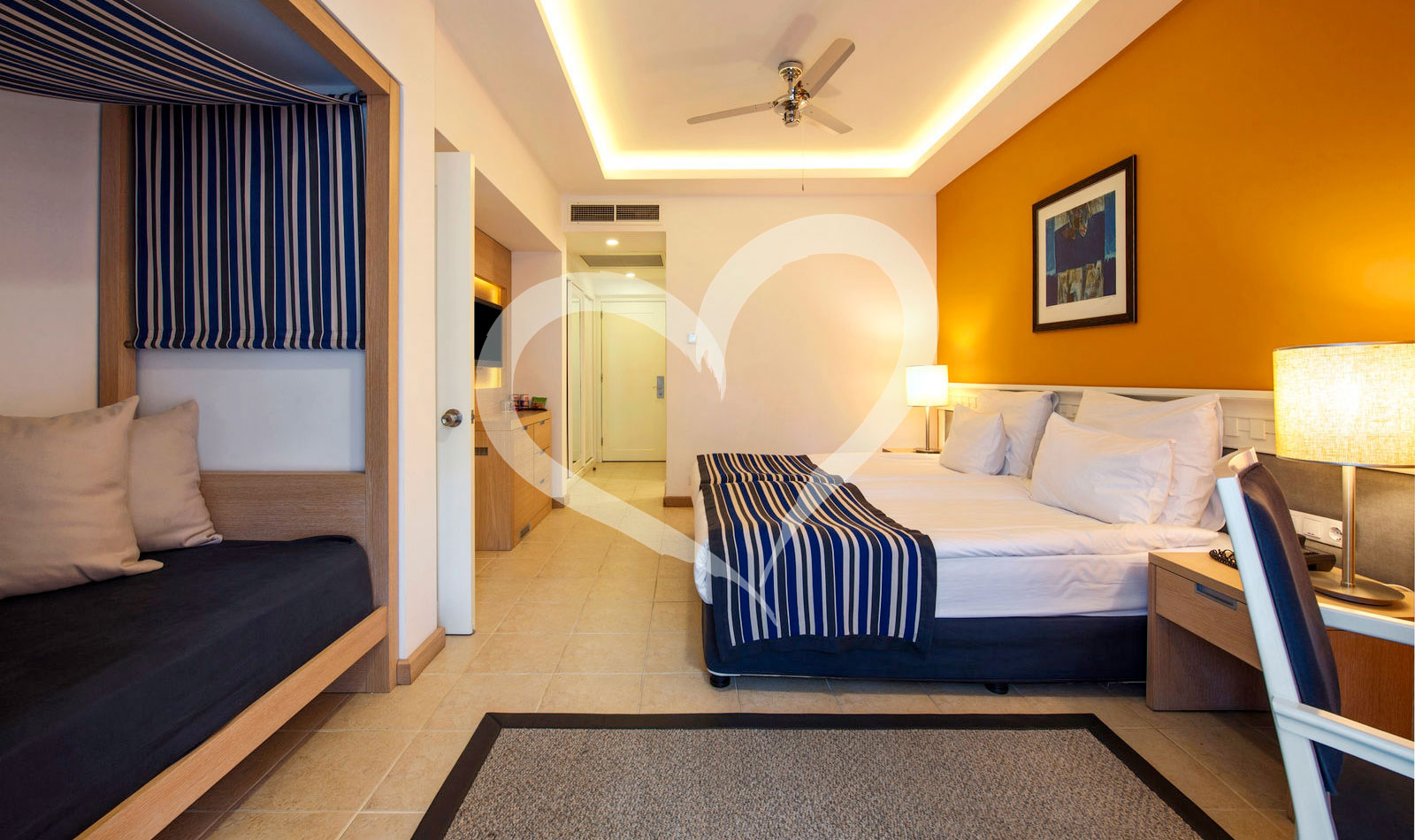 Double Room Economy